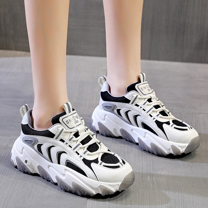 Women's 2021 autumn new women's shoes round toe sports casual shoes breathable thick bottom climax shoes women